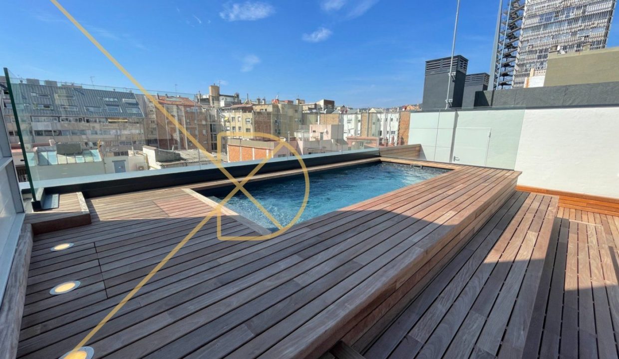 Ático de 196 m2 en zona Sant Gervasi Galvany + zona comunitaria exclusiva con piscina y solárium_3