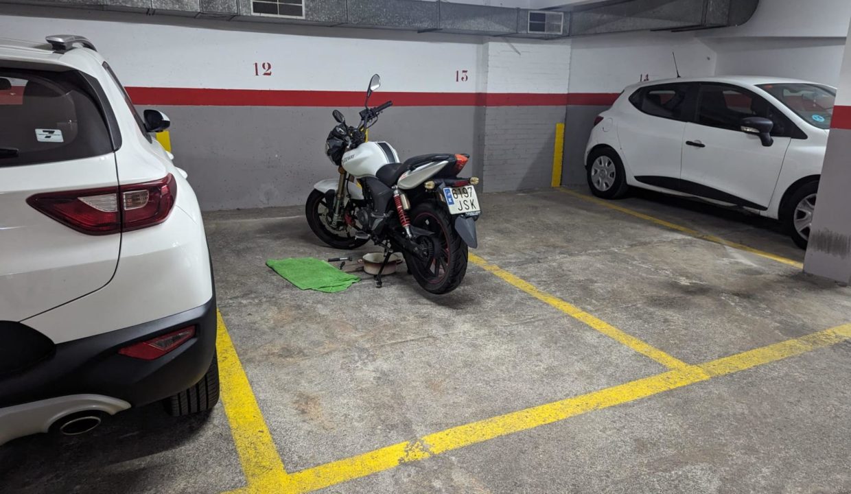 Aquiler de Parking en Porta_1