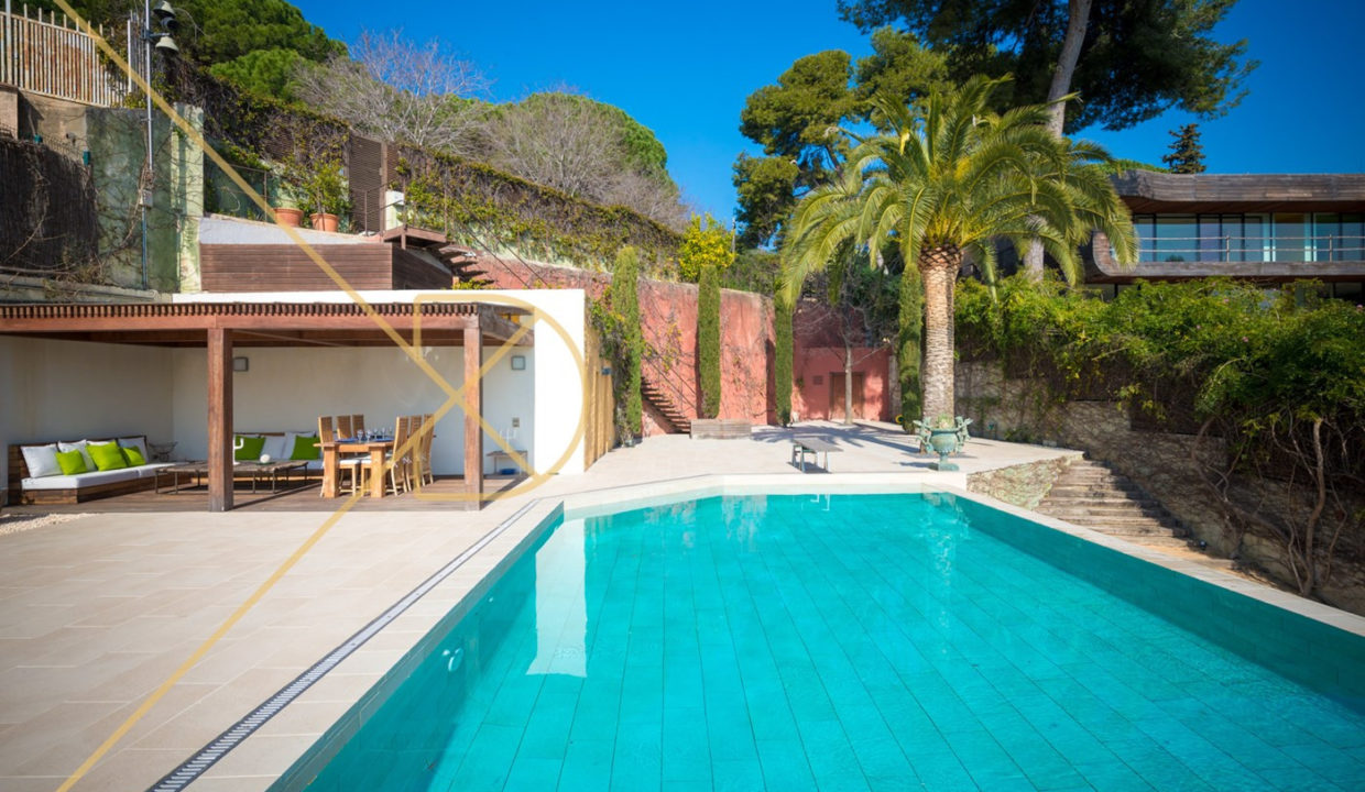 Espectacular casa de 1.600m2 con piscina y jardín en Pedralbes_4