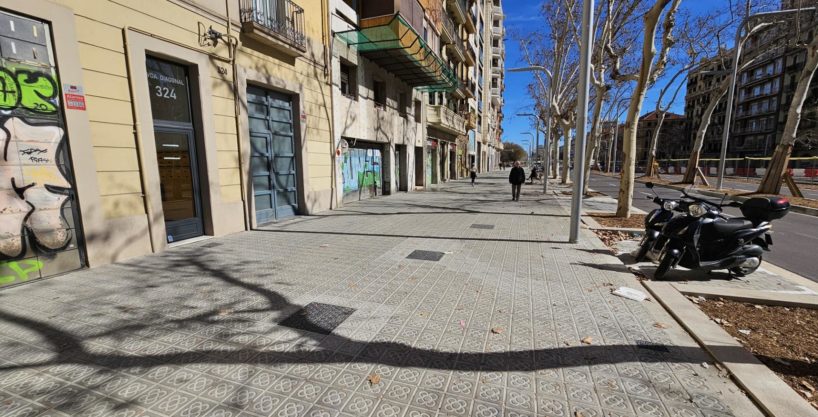 GRAN OPORTUNIDAD LOCAL COMERCIAL EN ALQUIELR EN AVDA DIAGONAL_1