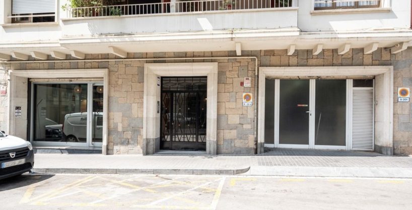 Local comercial en Venta en Calle d'Alfons XII - Sarrià-Sant Gervasi