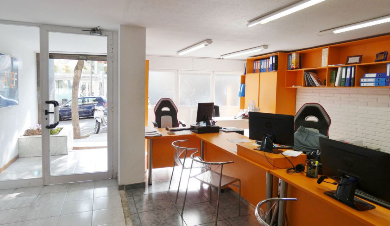 OPORTUNIDAD!!! Local de 225m2 muy cerca del Hospital Sant Pau_3