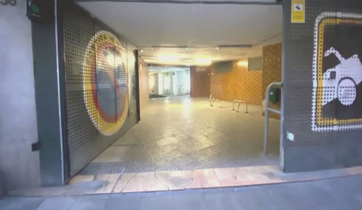 Oportunidad Única: Plaza de Garaje en El Raval / Sant Antoni_1