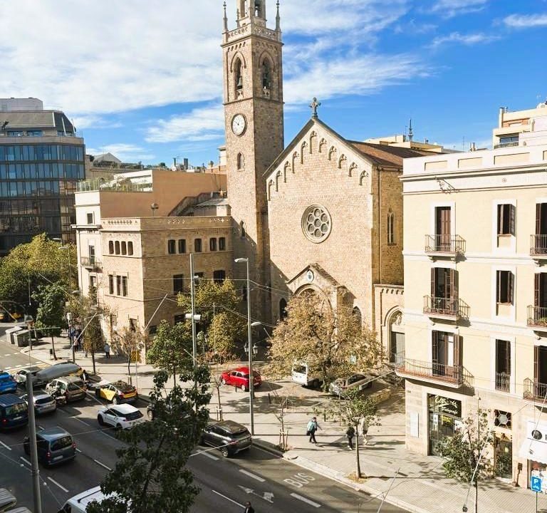 PISO EN VENTA EN EL CORAZÓN DEL EIXAMPLE BARCELONÉS_4