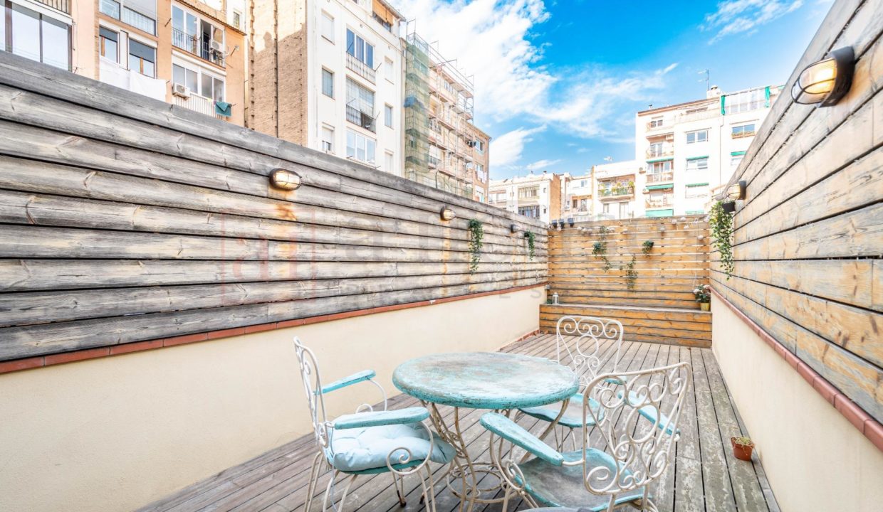 Piso REFORMADO CON TERRAZA en La Nova Esquerra de l'Eixample_2