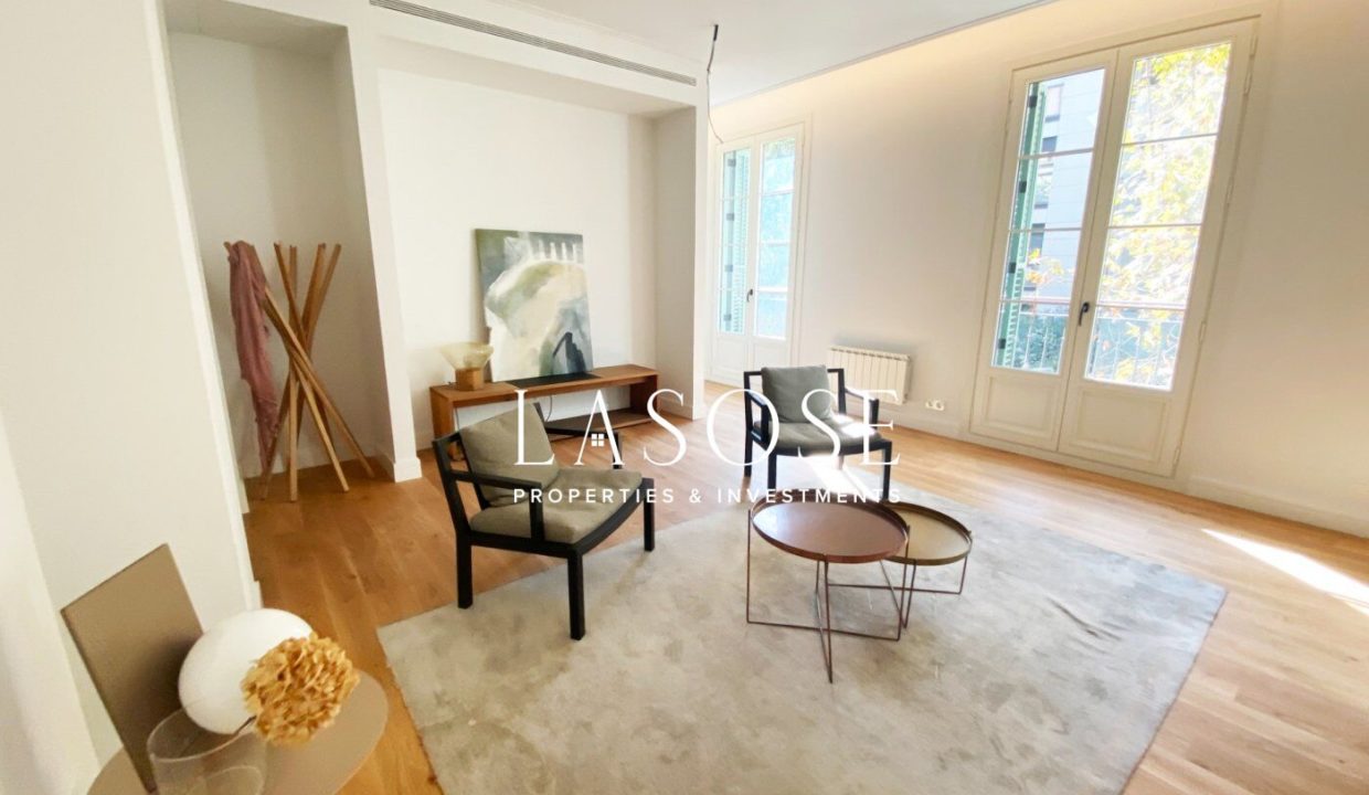 Piso con terraza de 11 m2 en Eixample Dreta_5