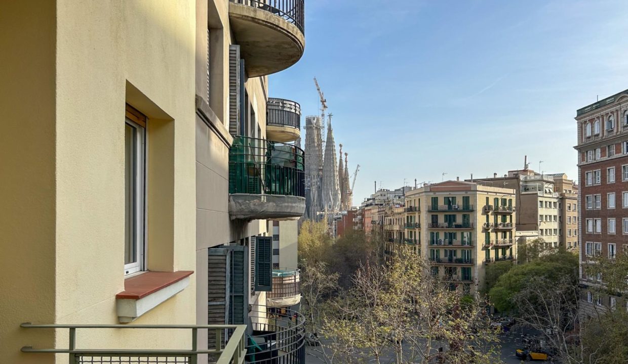 Recién reformado. Entre Sagrada Familia y Hospital Sant Pau_3