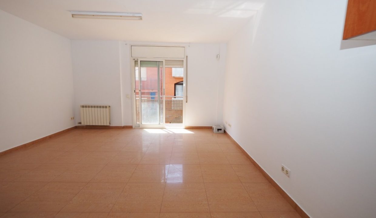 SE VENDE PISO EN BARCELONA