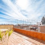 Sobre Ático con vistas al mar y a la Sagrada Familia_1