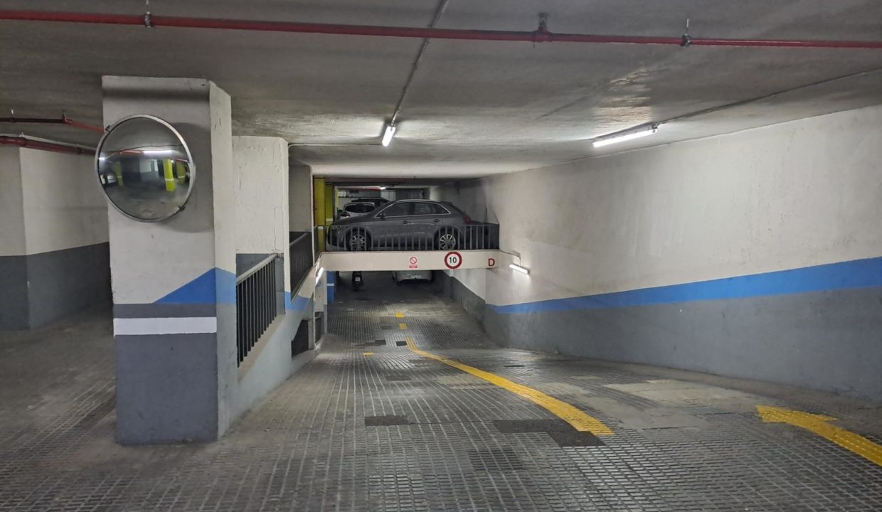 VENTA DE 3 Plazas de Parking en la Calle Entenza/Josep Tarradellas_3