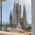 sobreatico en sagrada Familia vistas a Barcelona_1