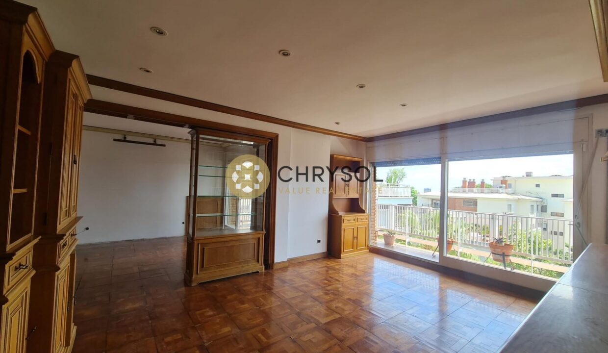 Ático en venta con terraza y parking en Tres Torres._3