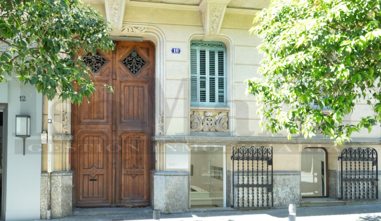 LUMINOSO ÁTICO EN EL CENTRO DE BARCELONA (POSIBILIDAD DE OPCIÓN A COMPRA)_2