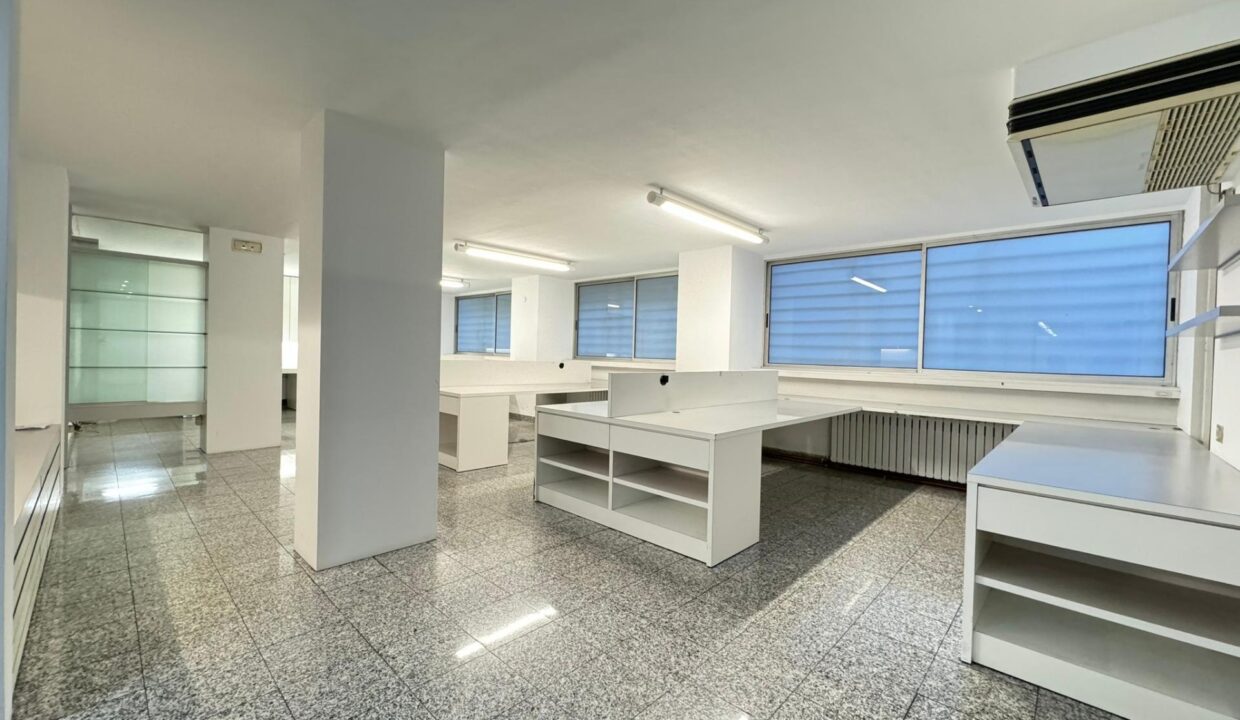 OFICINA EN VENTA EN TUSET_1