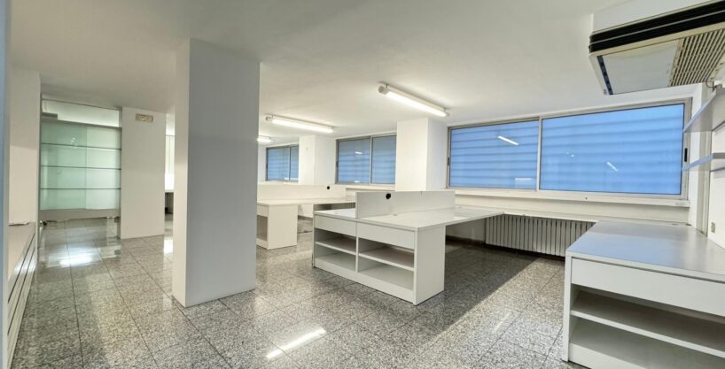 OFICINA EN VENTA EN TUSET_1