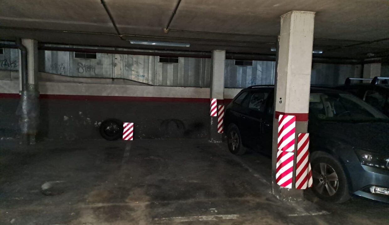 PARKING EN VENTA EN C/MARE DE DEU DE PORT_1