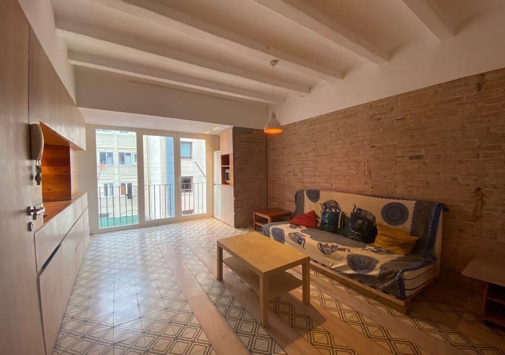 PISO CON ENCANTO EN L'EIXAMPLE_3