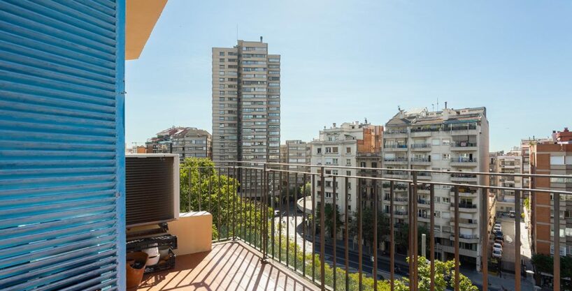 Piso en una 6º planta real en pleno Eixample Esquerra. Muy cerca del Hospital Clínic_1