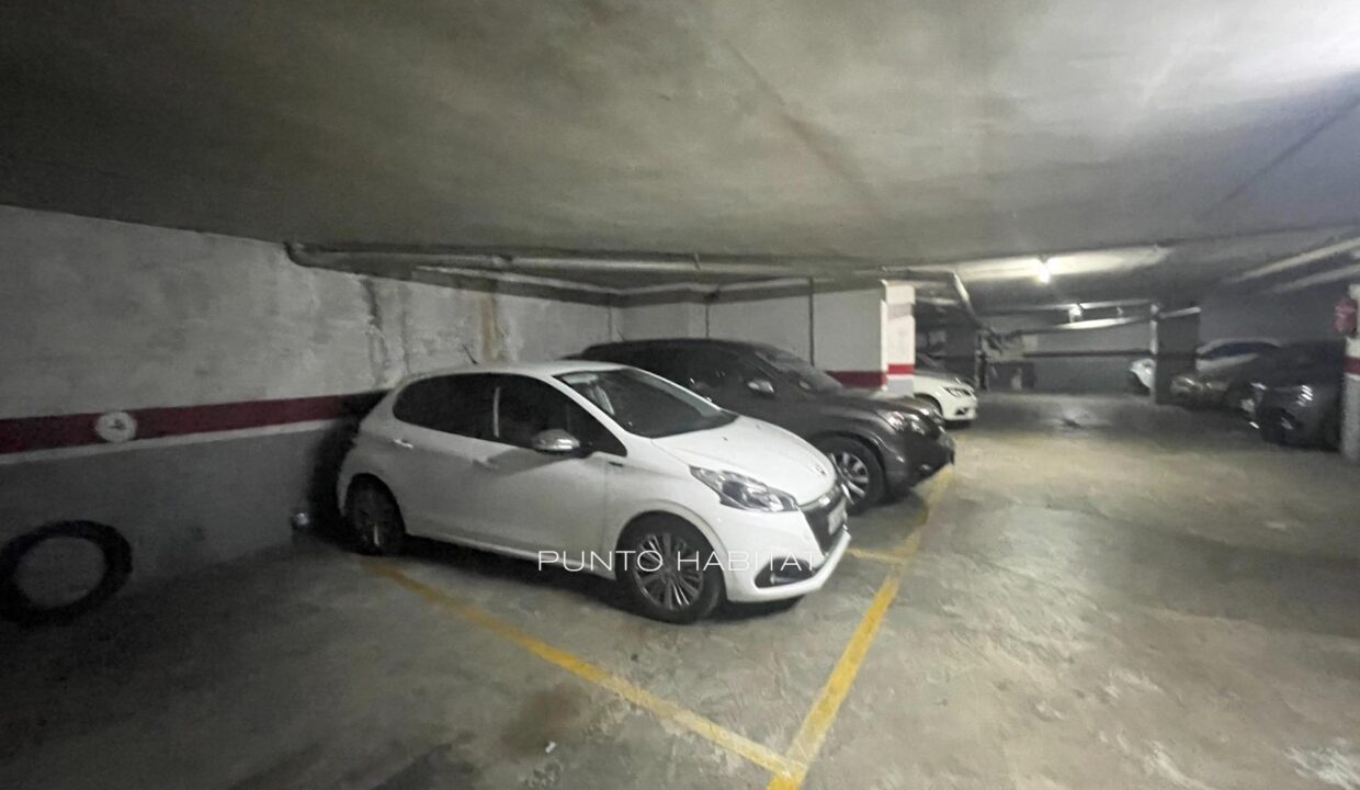 Plaza de parking en finca joven_2