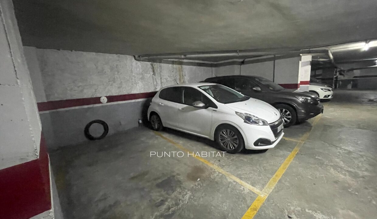 Plaza de parking en finca joven_1