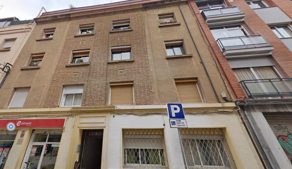 SE VENDE PISO EN BARCELONA