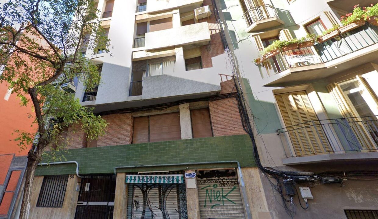 SE VENDE PISO EN BARCELONA