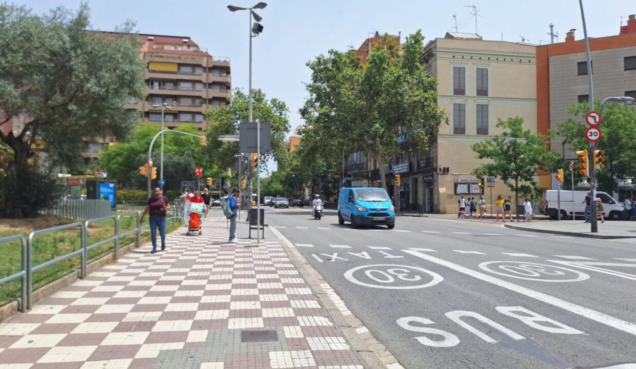 Traspaso de Gimnasio en el Barrio de Sants - Barcelona_3