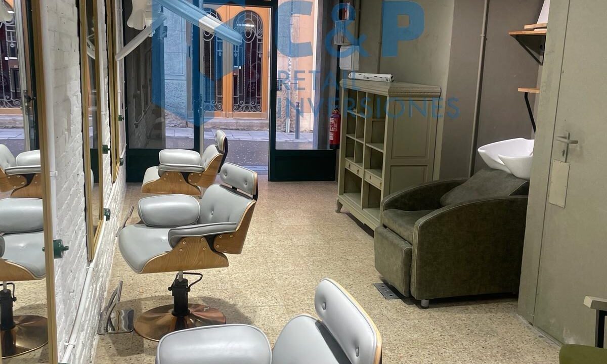 ¡PELUQUERÍA EN VILA DE GRACIA!_2