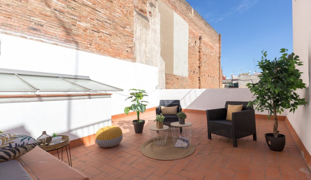 ATICO DE LUJO  CON TERRAZA PRIVADA EN BORNE