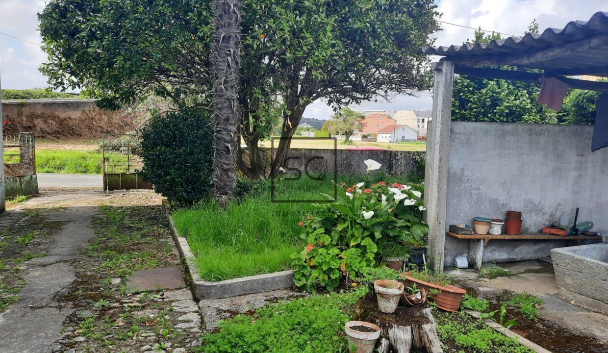 CASA CON FINCA PARA REFORMA INTEGRAL EN NARÓN_5