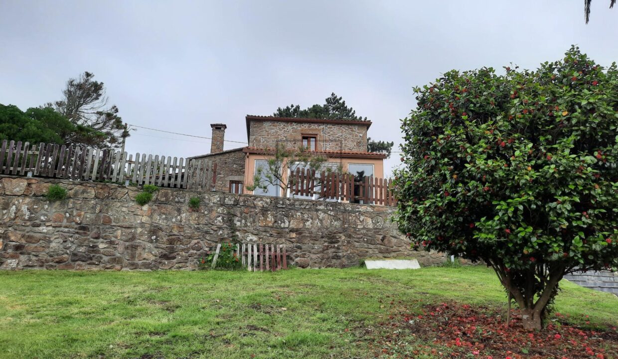 CASA DE PIEDRA PARA ENTRAR A VIVIR CON VISTAS AL MAR_2