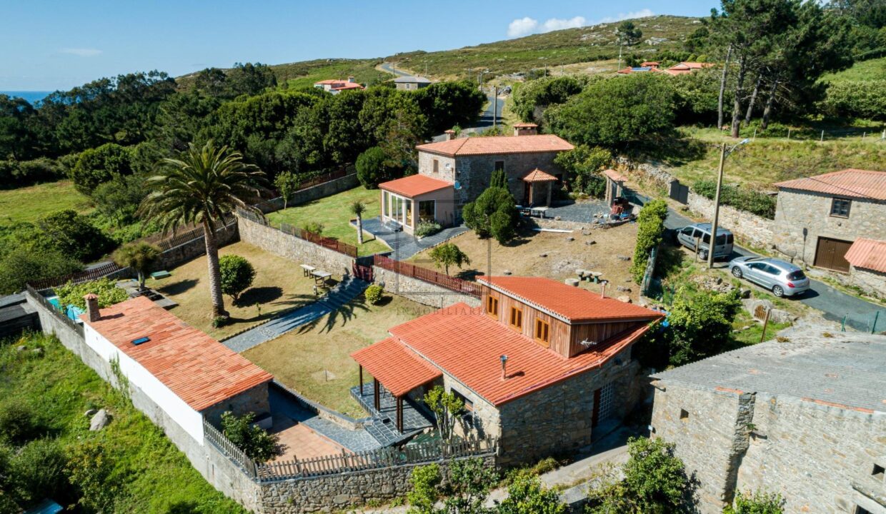 CASA DE PIEDRA PARA ENTRAR A VIVIR CON VISTAS AL MAR_1