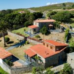 CASA DE PIEDRA PARA ENTRAR A VIVIR CON VISTAS AL MAR_1