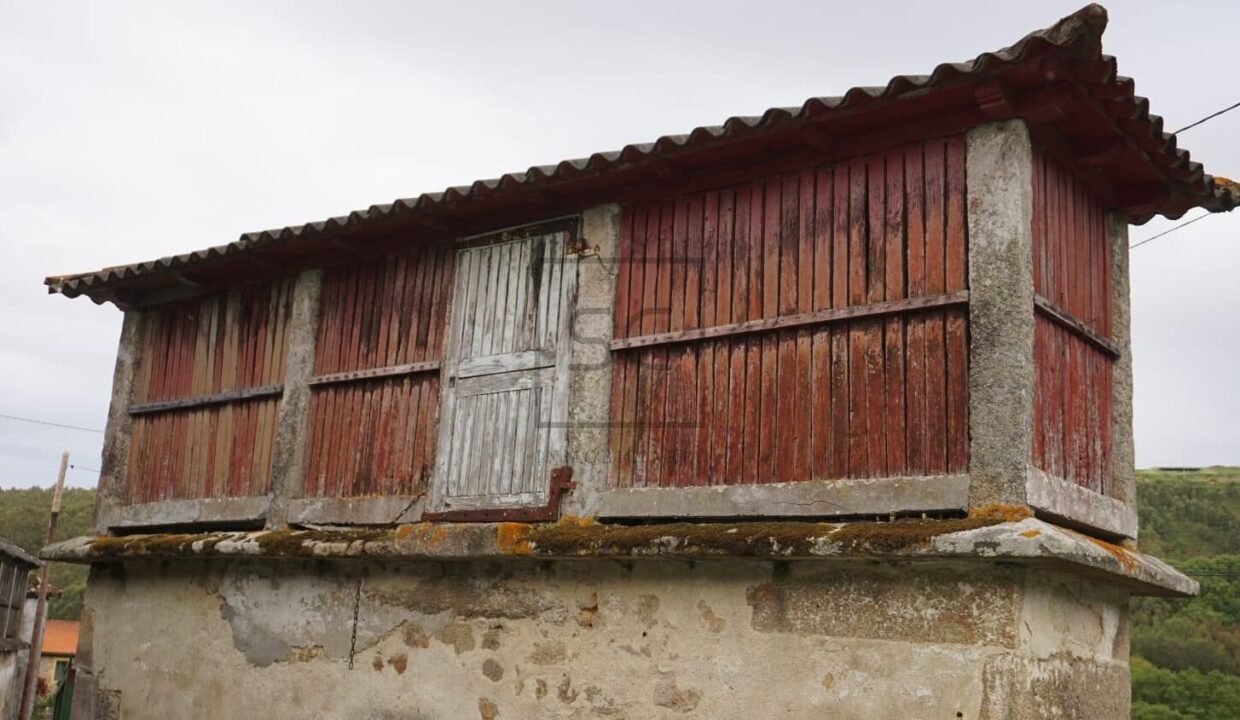 CASA DE PIEDRA PARA REFORMA INTEGRAL CON GRAN FINCA_3