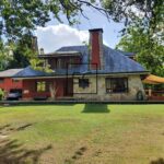 CHALET CON PISCINA Y FINCA EN MANIÑOS