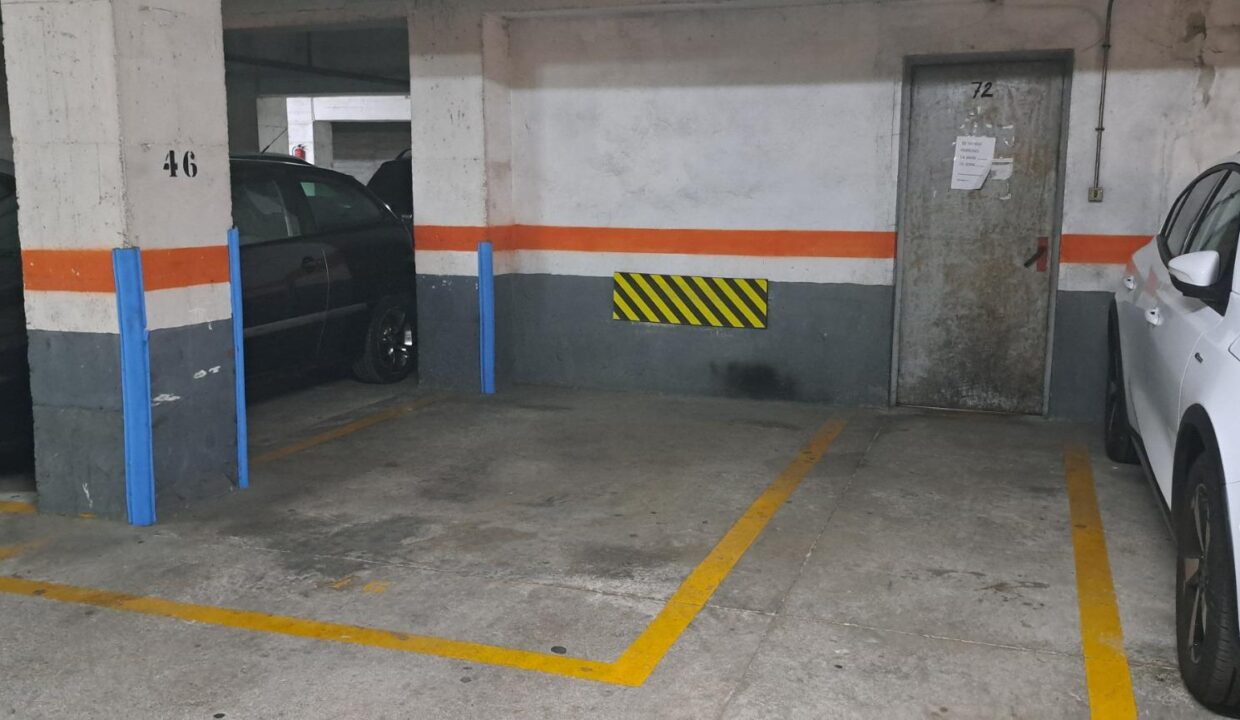 EN VENTA PLAZA DE PARKING LA MARINA DE PORT_3