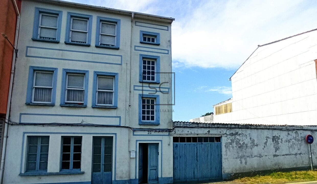 Edificio con finca en San Juan