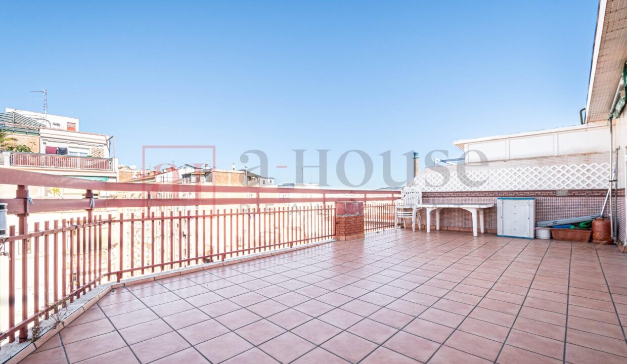 LUMINOSO ATICO CON DOBLE TERRAZA EN VENTA_3