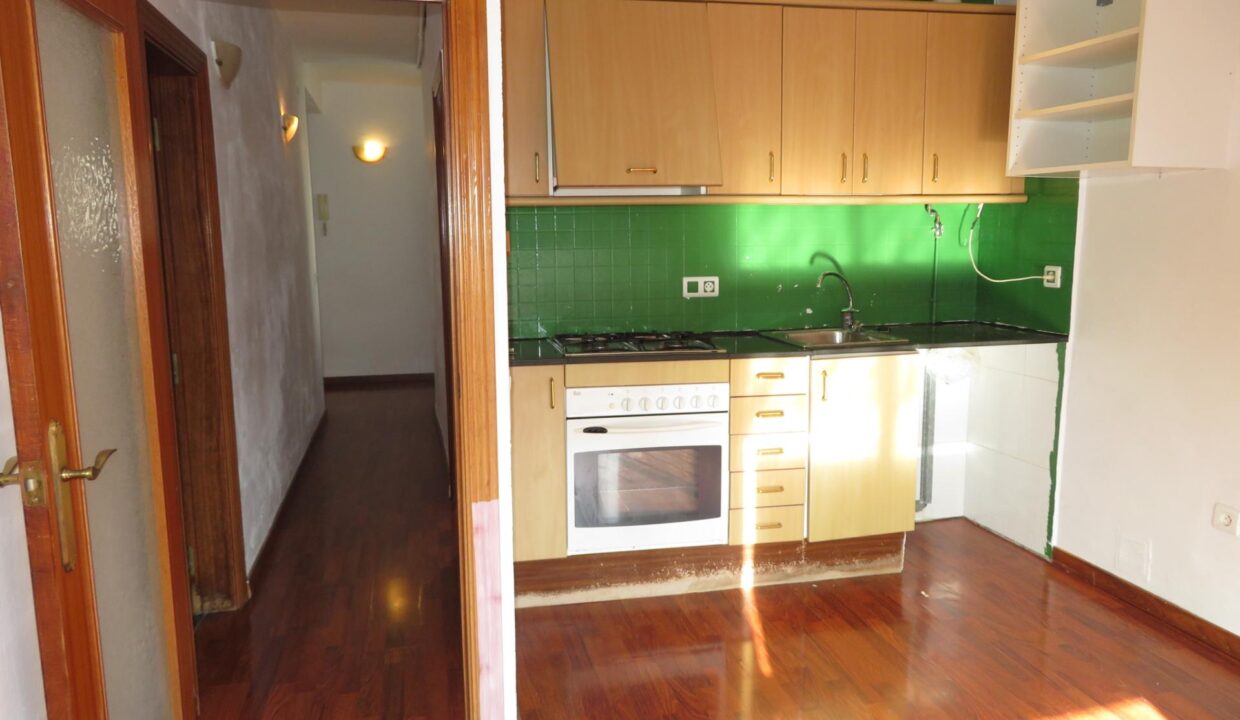 APARTAMENTO EN EL RAVAL. SE VENDE CON INQUILINOS!_2