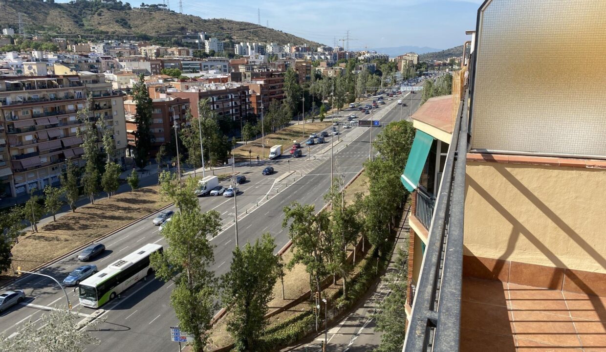 ÁTICO CON TERRAZA EN AVENIDA MERIDIANA_4