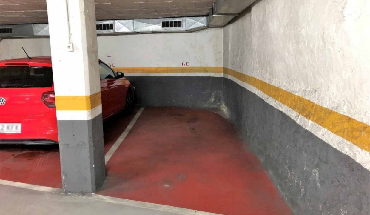 Alquiler de plazas de parking en la calle Ricart 4-6 - Barcelona_4