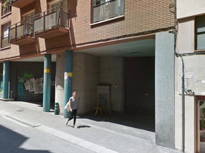 Alquiler de plazas de parking en la calle Ricart 4-6 - Barcelona_1