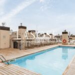 Apartamento de Lujo con Piscina Comunitaria y Terraza Privada en el Corazón del Gótico_1