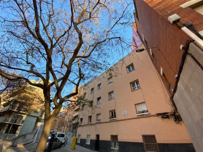 Calle de Rossell Edificio en venta en la zona Teixonera_1