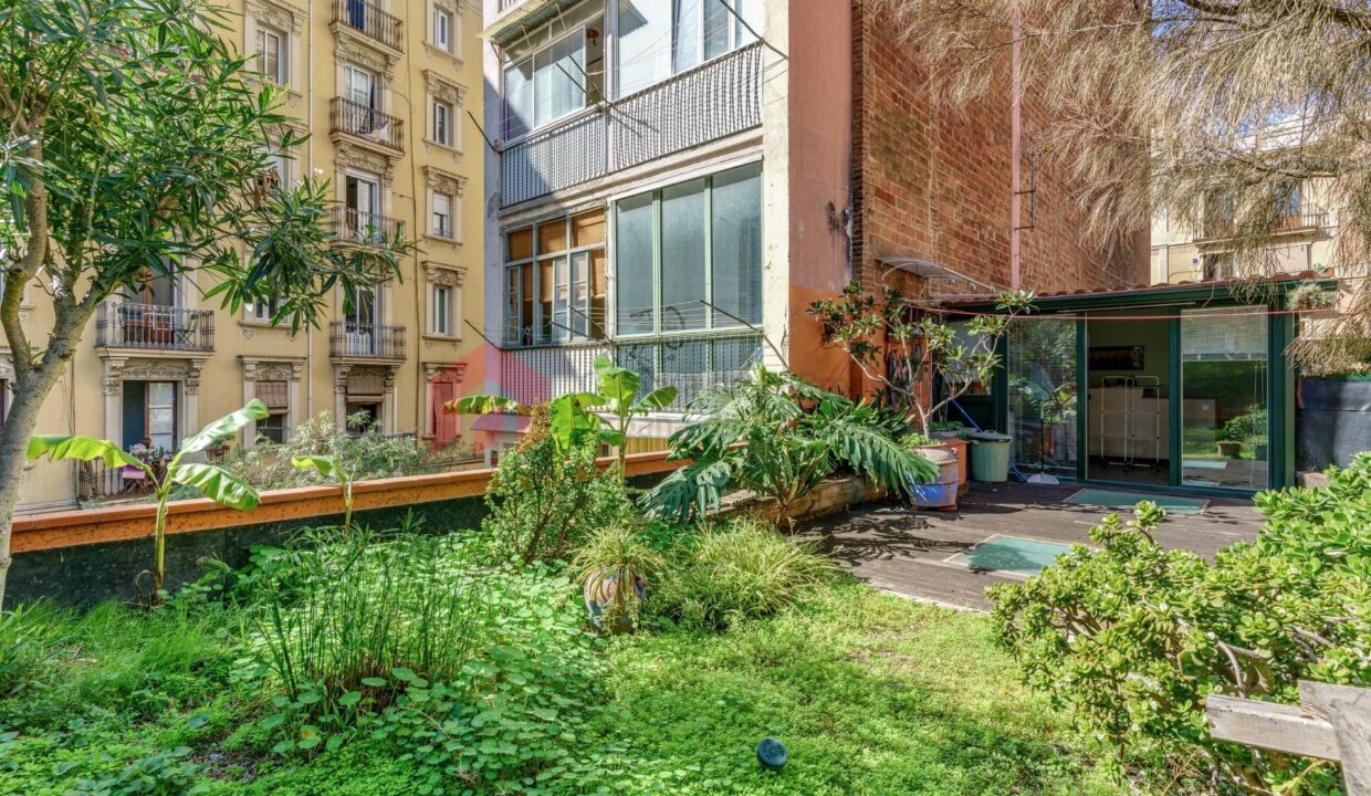 Casa independiente con magnífica terraza en el corazón de Poble Sec_4