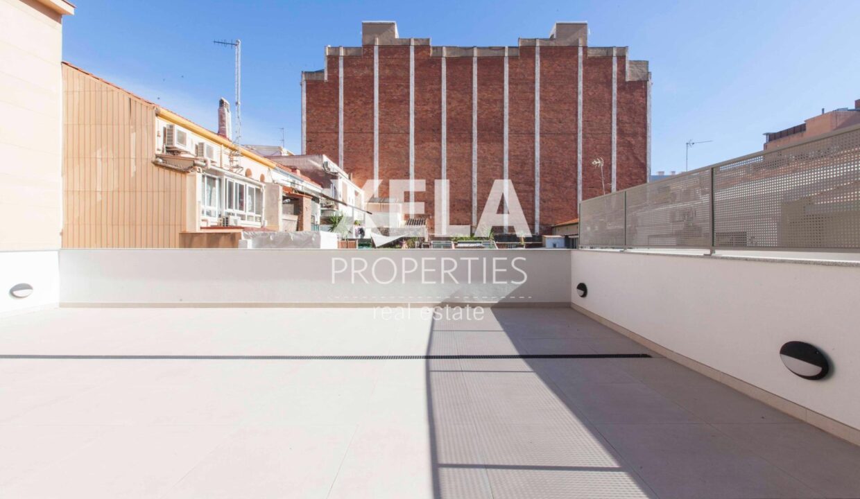 El Poblenou - Espectacular terraza y con piscina comunitaria_5