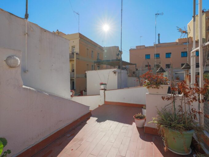 Fantastica Casa en gracia 3 plantas con terraza_1