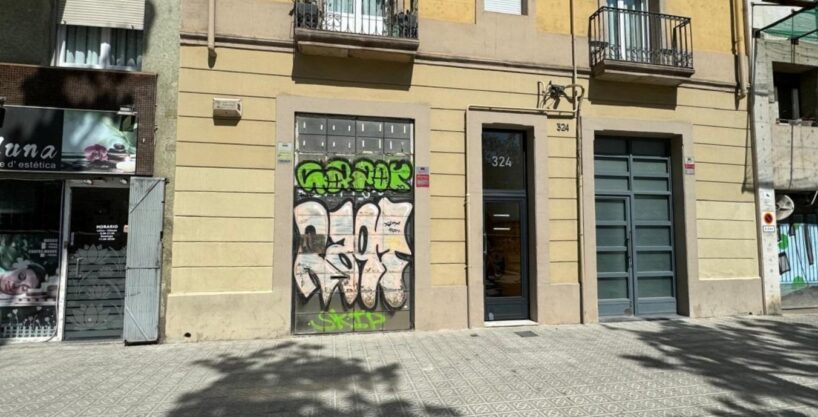 GRAN OPORTUNIDAD CONJUNTO DE 6 LOCALES EN VENTA EN RENTABILIDAD  EN CENTRO DE BARCELONA_1