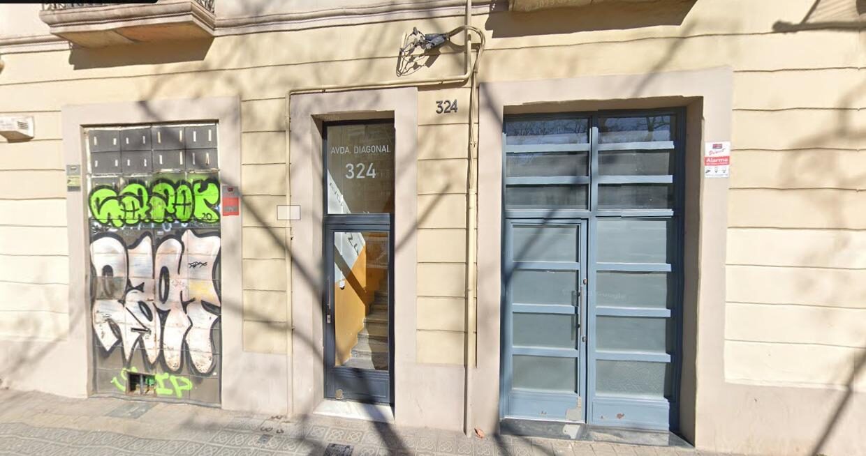 GRAN OPORTUNIDAD LOCAL COMERCIAL EN VENTA EN AVDA DIAGONAL  EN RENTABILIDAD EN BARCELONA_2