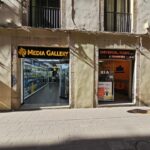 GRAN OPORTUNIDAD LOCAL COMERCIAL EN VENTA EN RENTABILIDAD DE 176m2 EN EL RAVAL